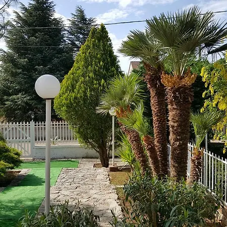 Oda ve Kahvaltı Le Mansarde *